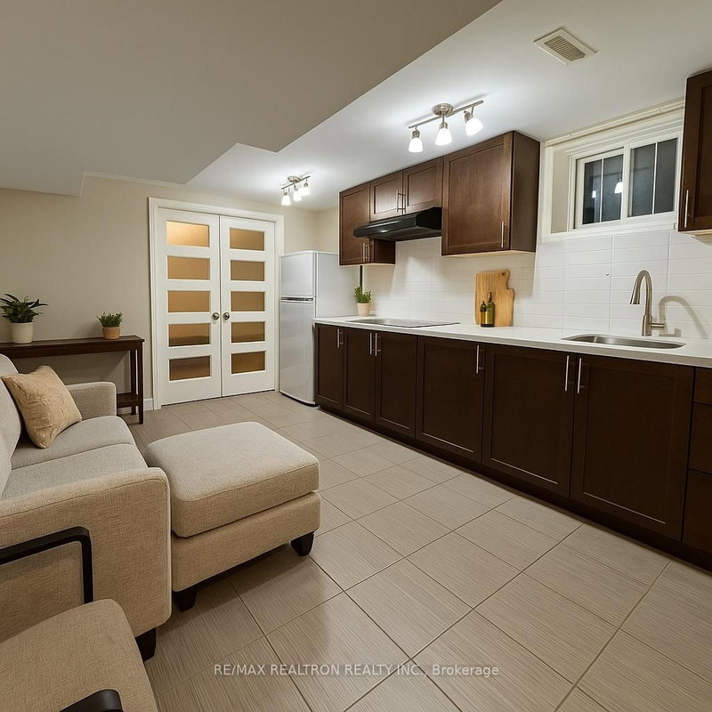 Basement A - 36 George Henry Boulevard
