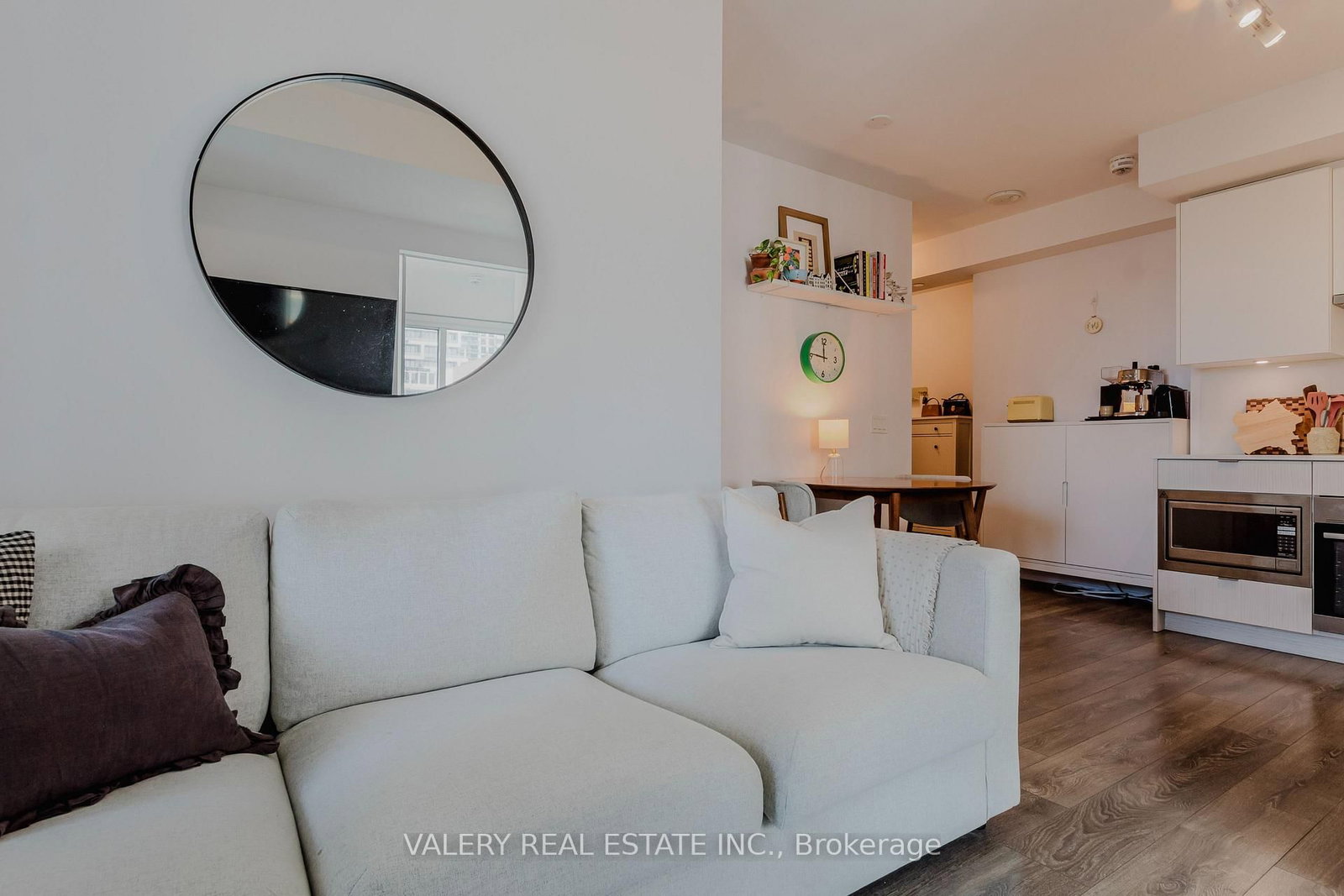 712-195 Redpath Ave, Toronto, view 17