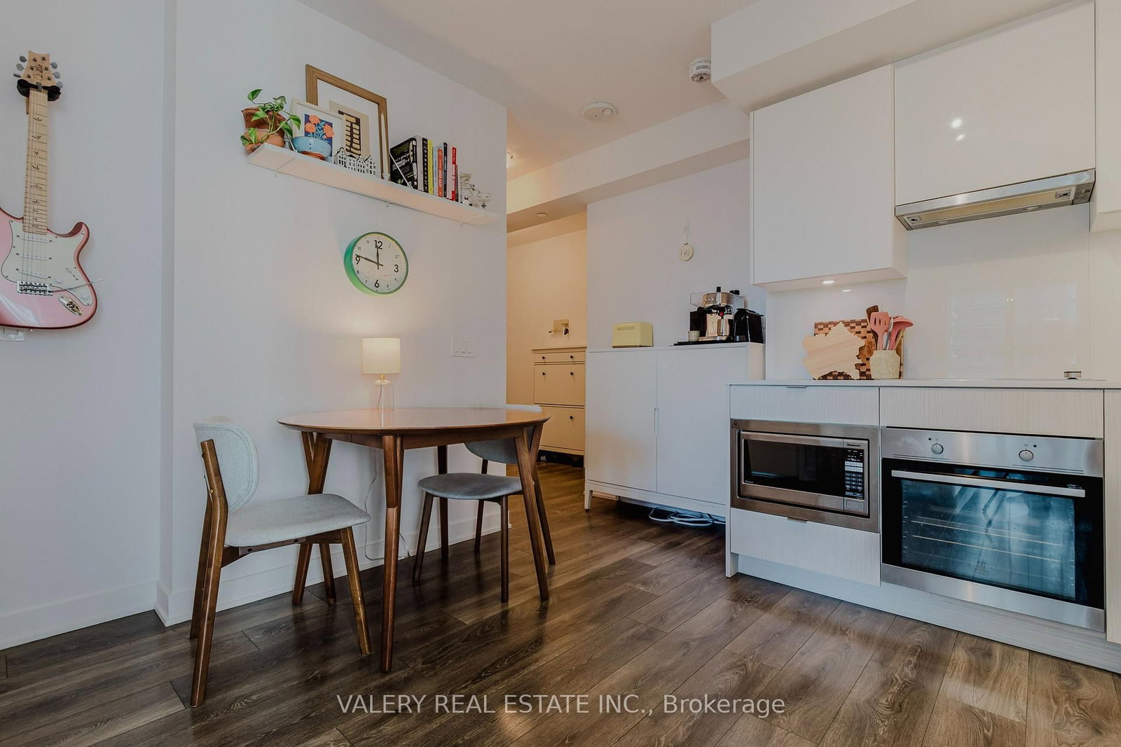 712-195 Redpath Ave, Toronto, view 18