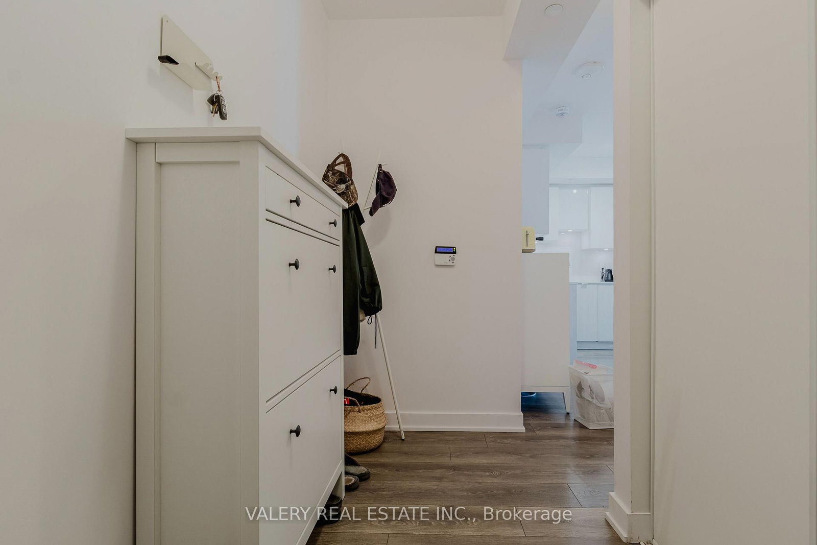712-195 Redpath Ave, Toronto, view 20