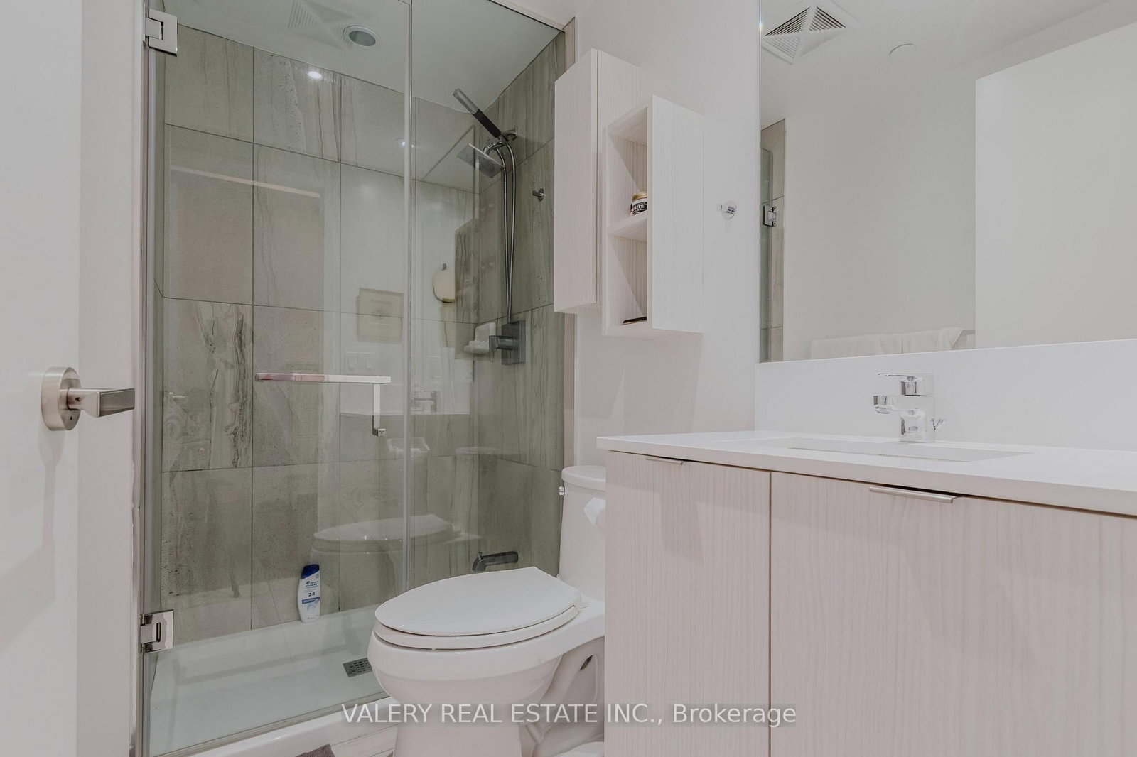 712-195 Redpath Ave, Toronto, view 22