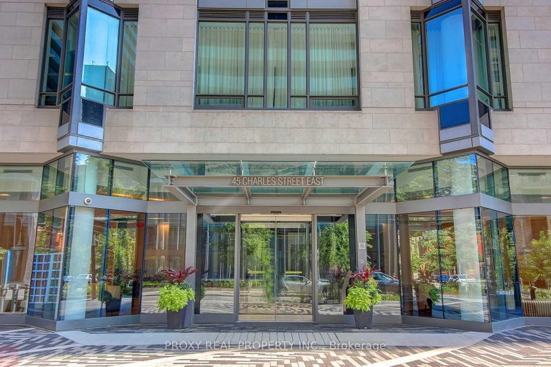 3507 - 45 Charles Street E