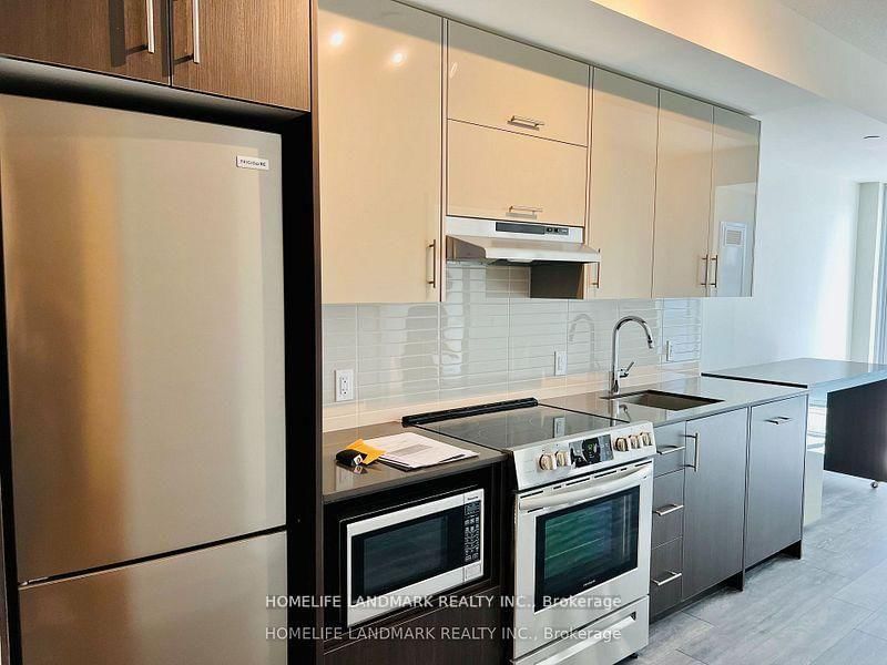 1116 - 188 Fairview Mall Drive