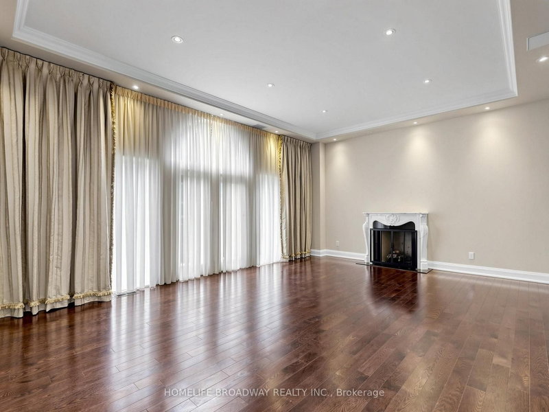 149 Dunvegan Rd photo 4