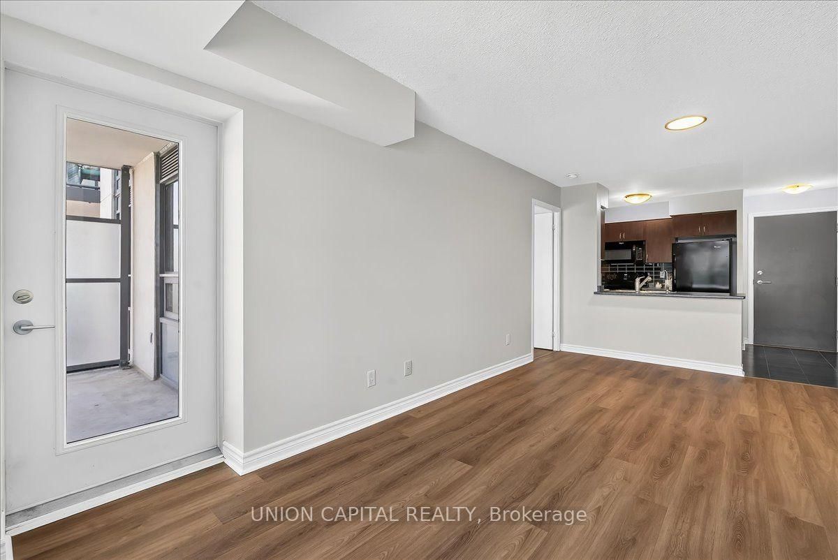 35 Saranac Boulevard • #609 • Toronto, ON photo 10