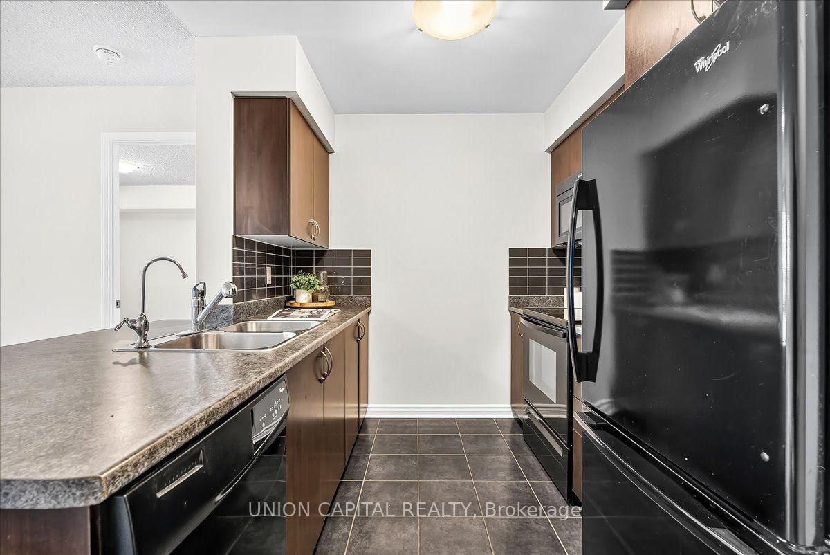 35 Saranac Boulevard • #609 • Toronto, ON photo 23