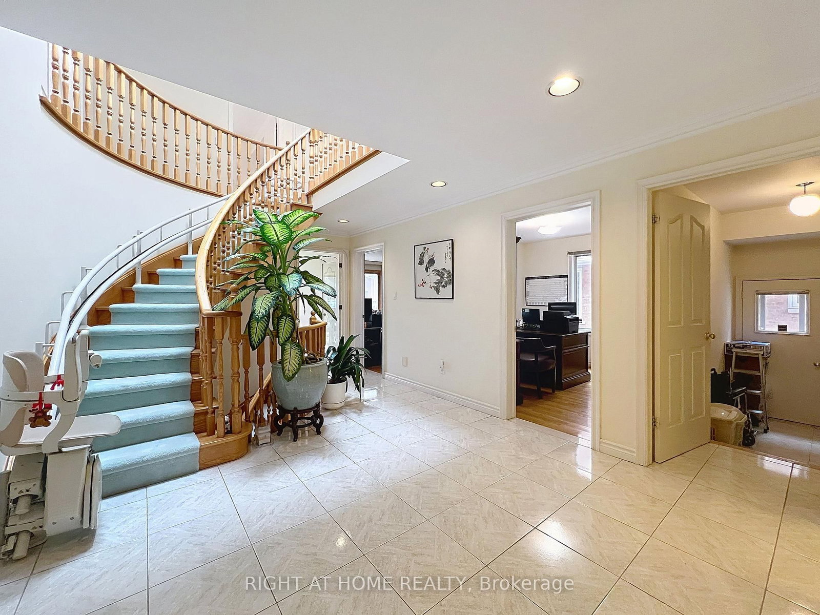 150 Holmes Avenue • Toronto, ON photo 12