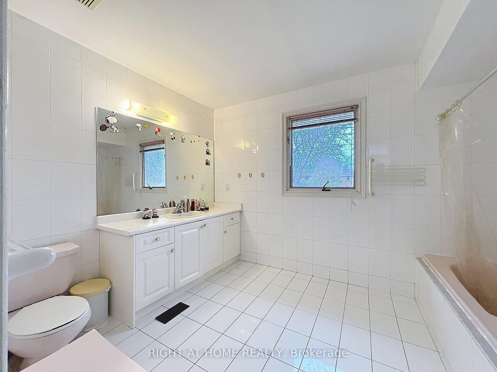 150 Holmes Avenue • Toronto, ON photo 34