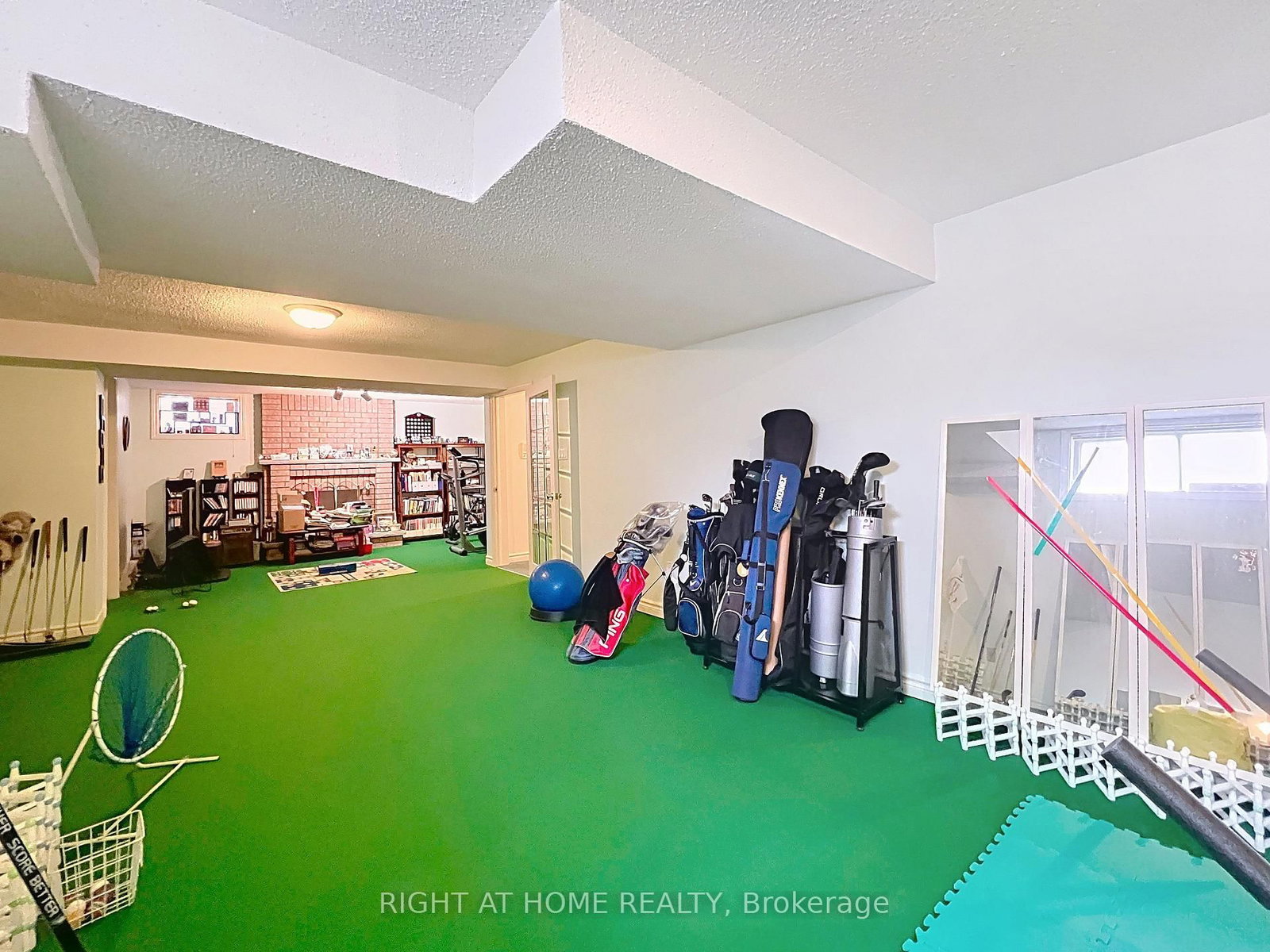 150 Holmes Avenue • Toronto, ON photo 40