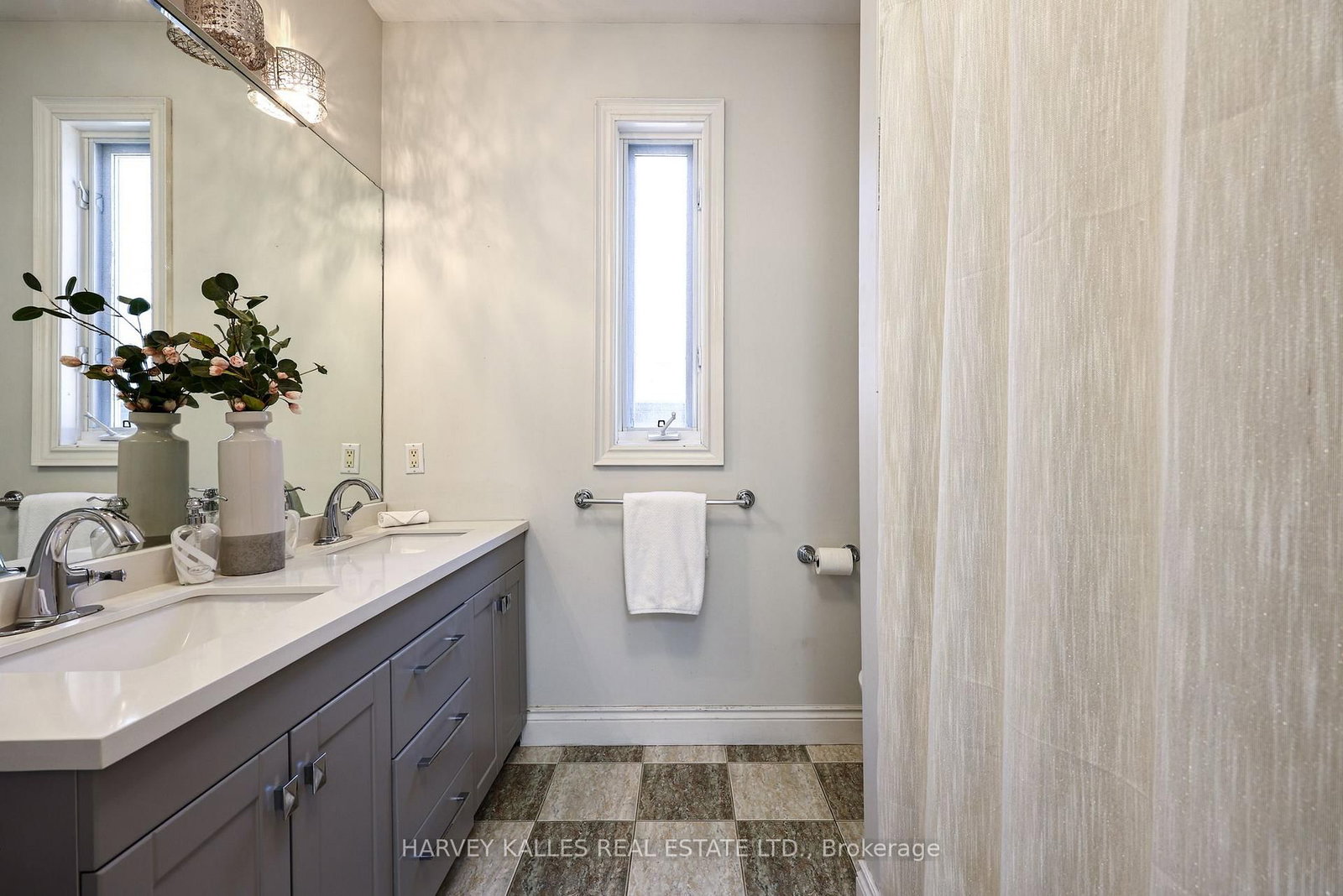30 Walder Avenue • Toronto, ON photo 36