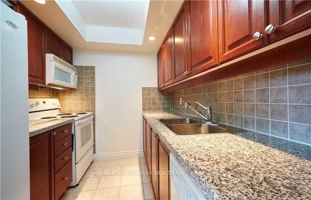 501 - 10 Northtown Way