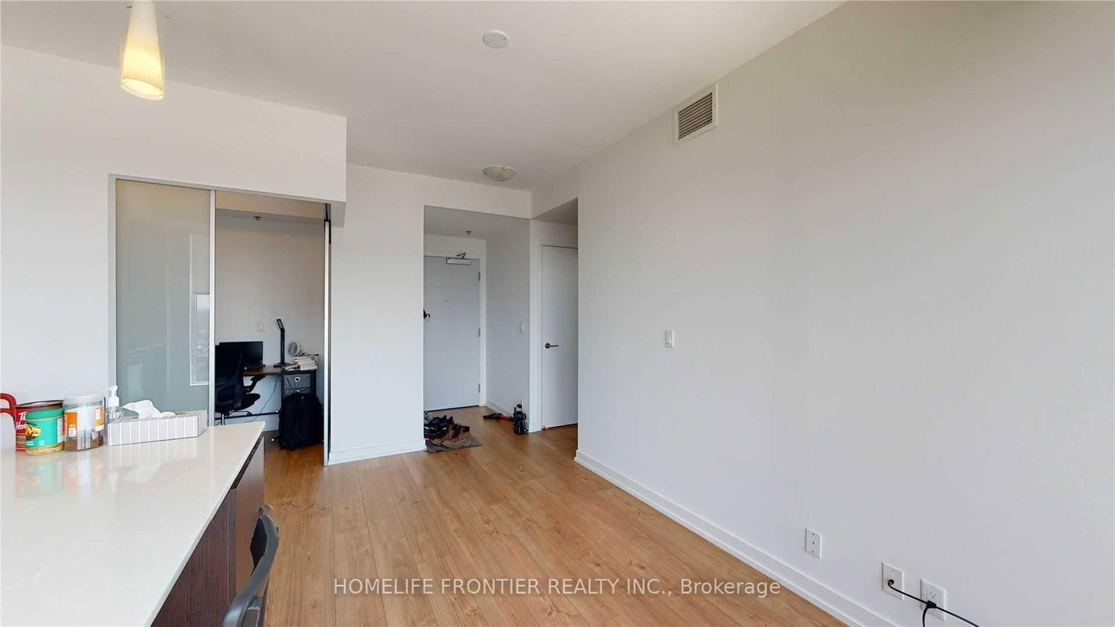 203 College Street • #1403 • Toronto, ON photo 8