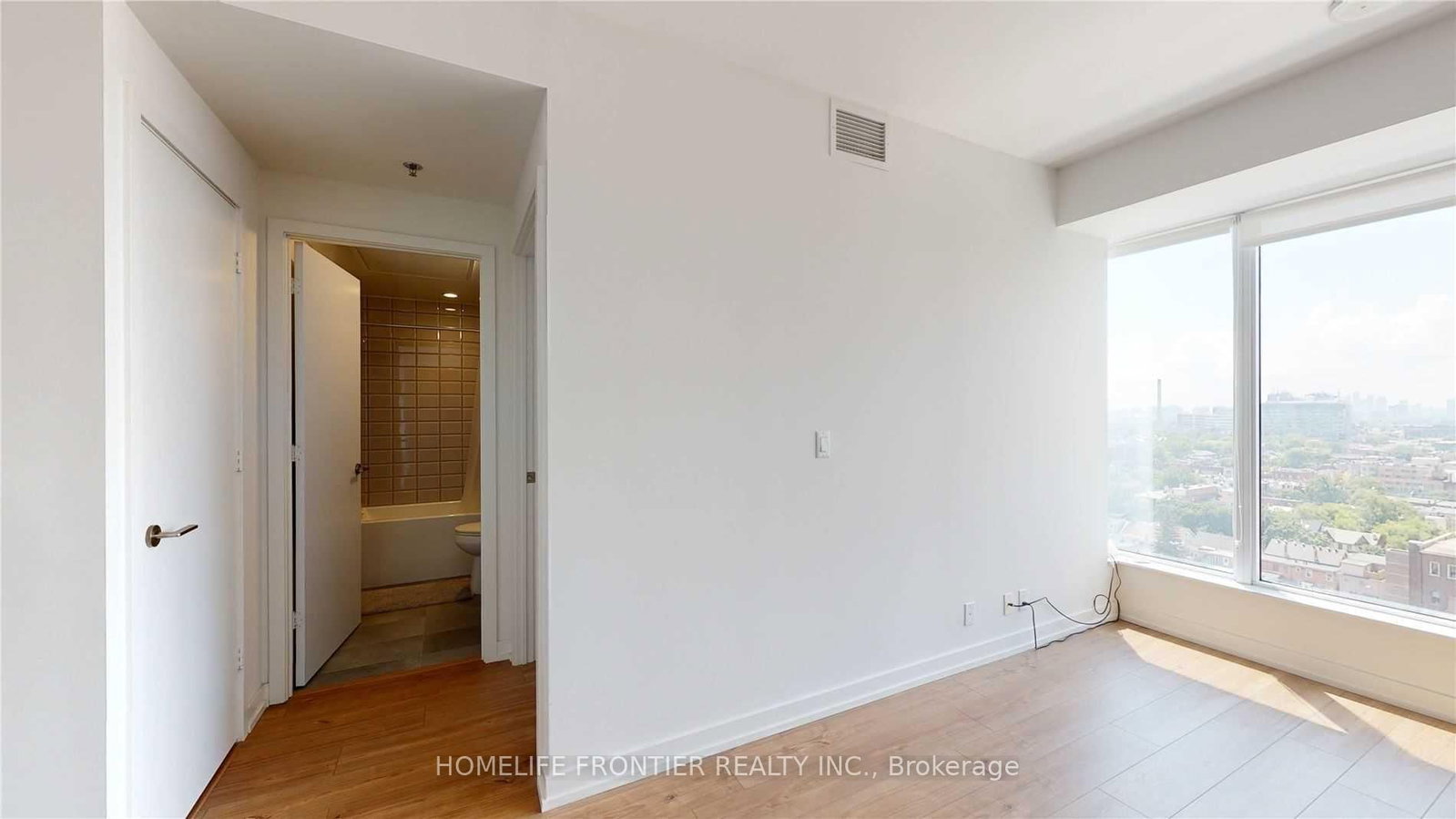 203 College Street • #1403 • Toronto, ON photo 9