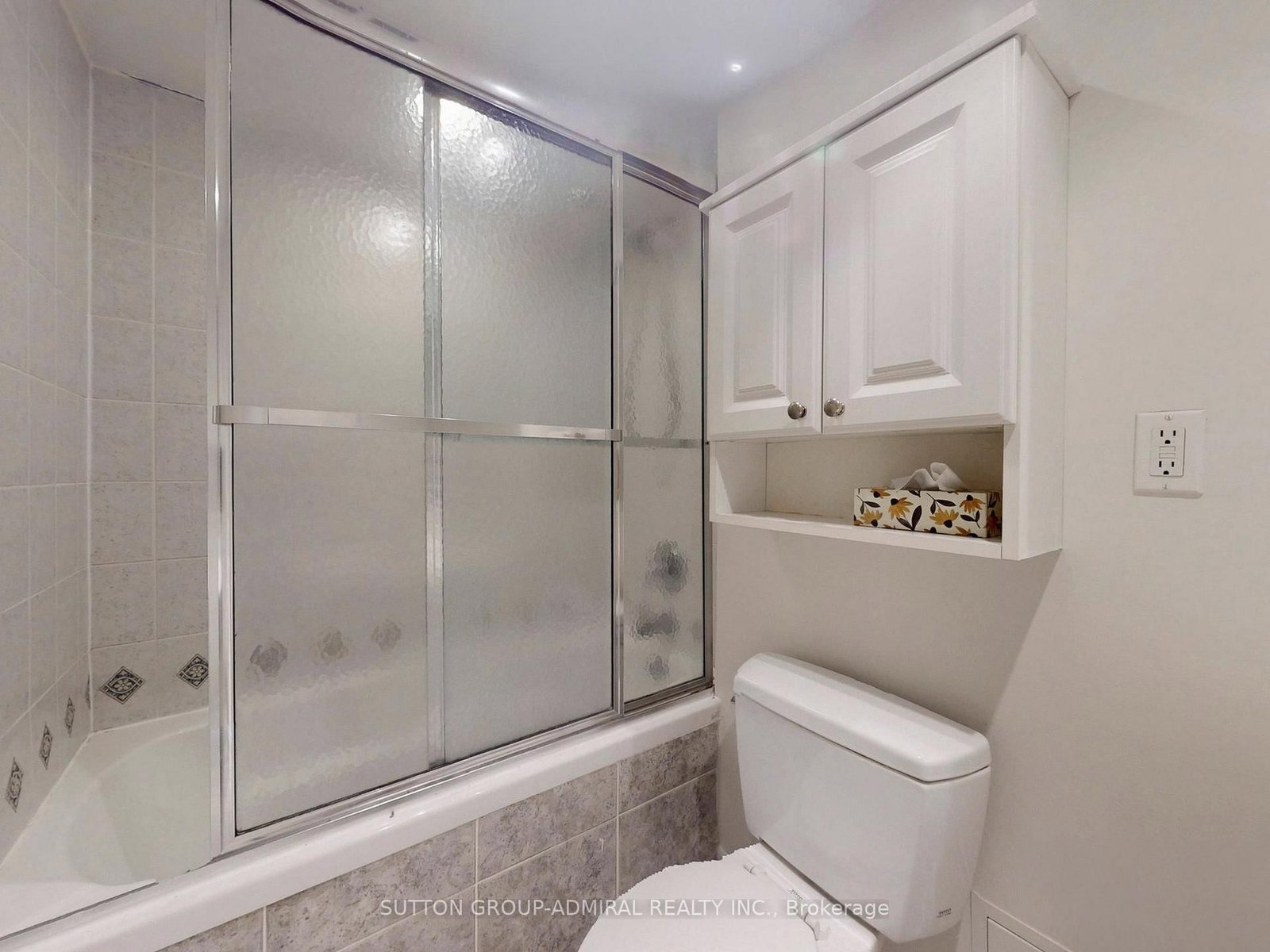 100 Hayden Street • #812 • Toronto, ON photo 21