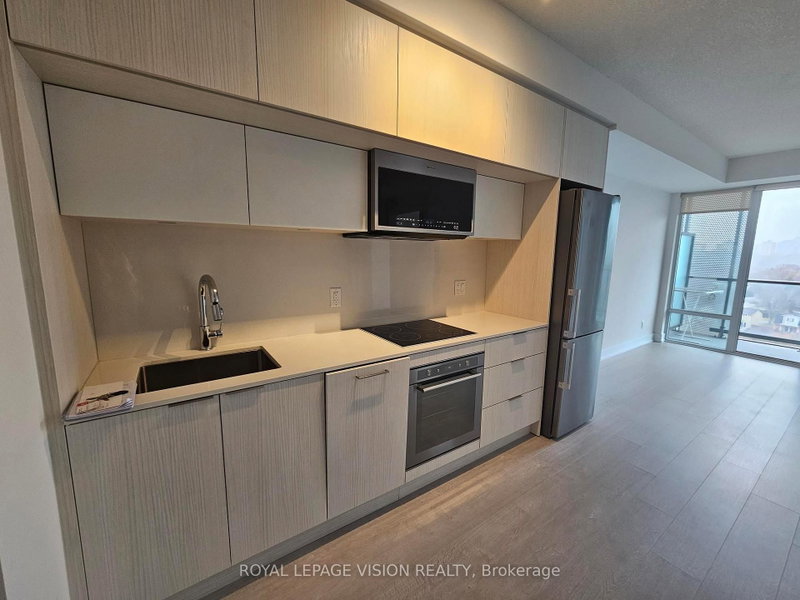 1238 - 25 Adra Grado Way