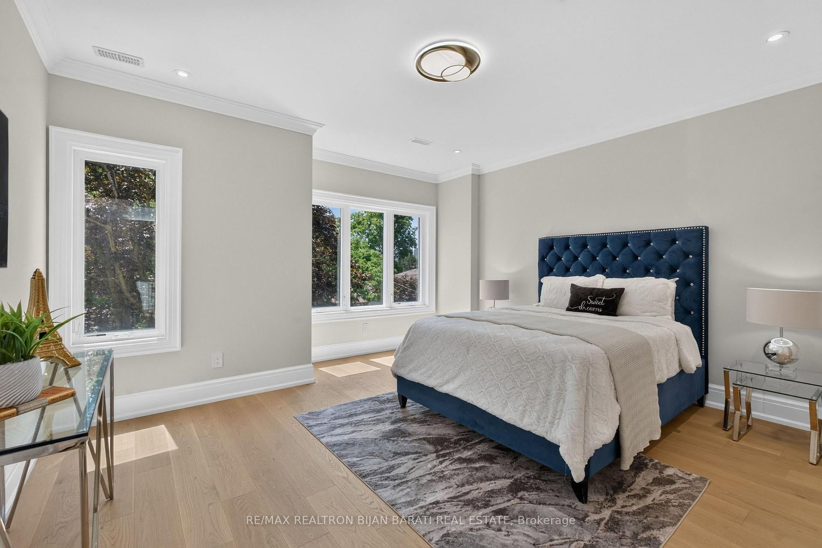 140 Olive Avenue • Toronto, ON photo 38