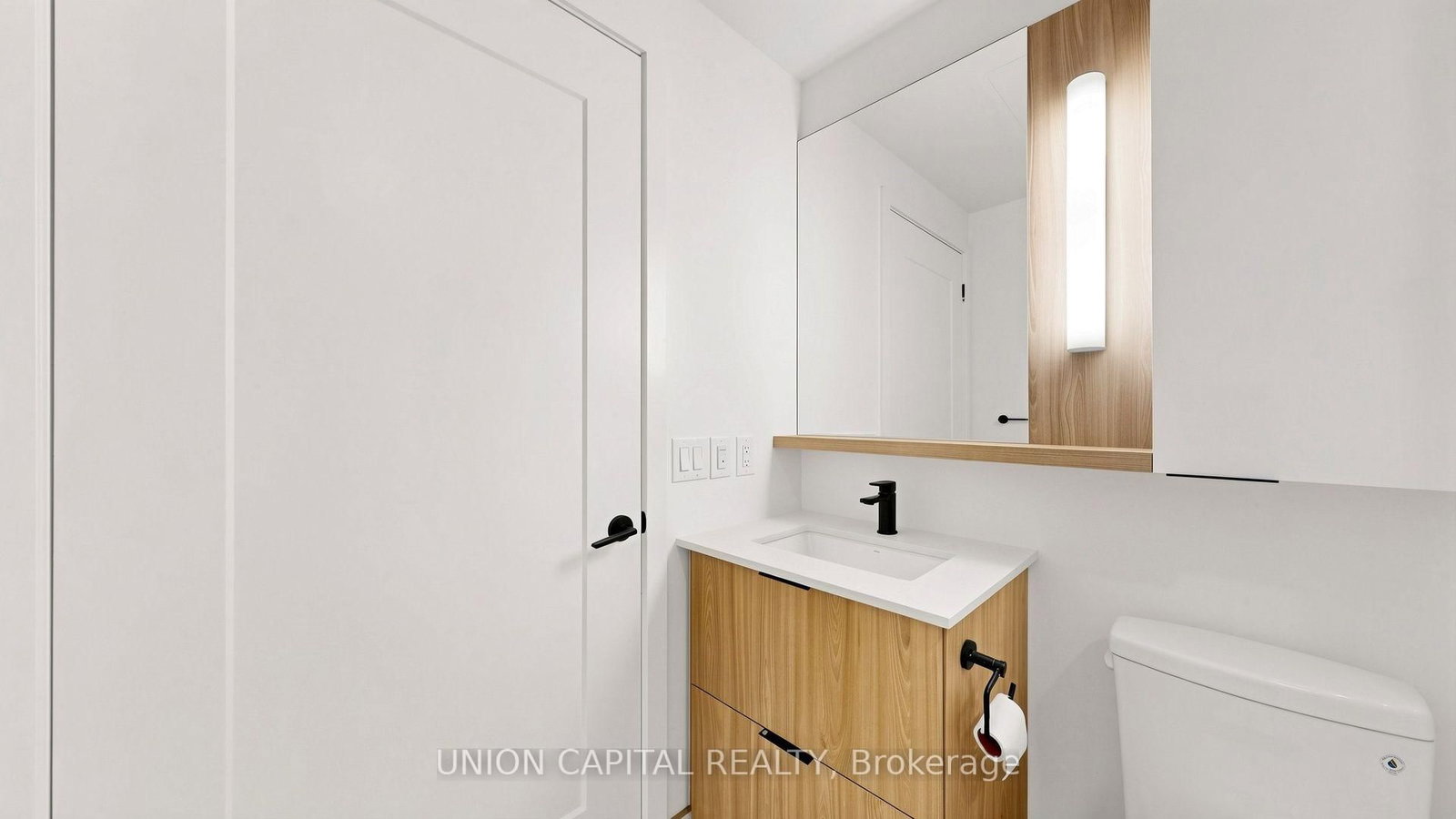 5 Defries Street • #3013 • Toronto, ON photo 10