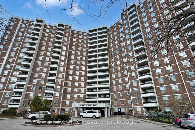 406 - 5 Shady Golfway