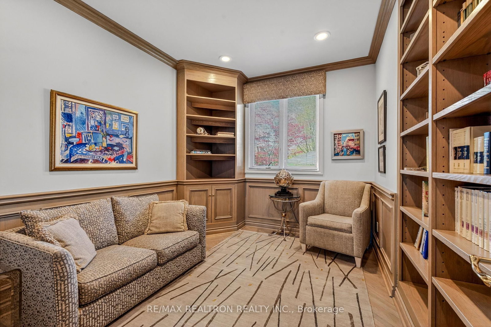 15 Sunforest Court • Toronto, ON photo 26