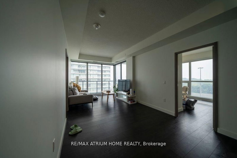1002 - 95 Mcmahon Drive