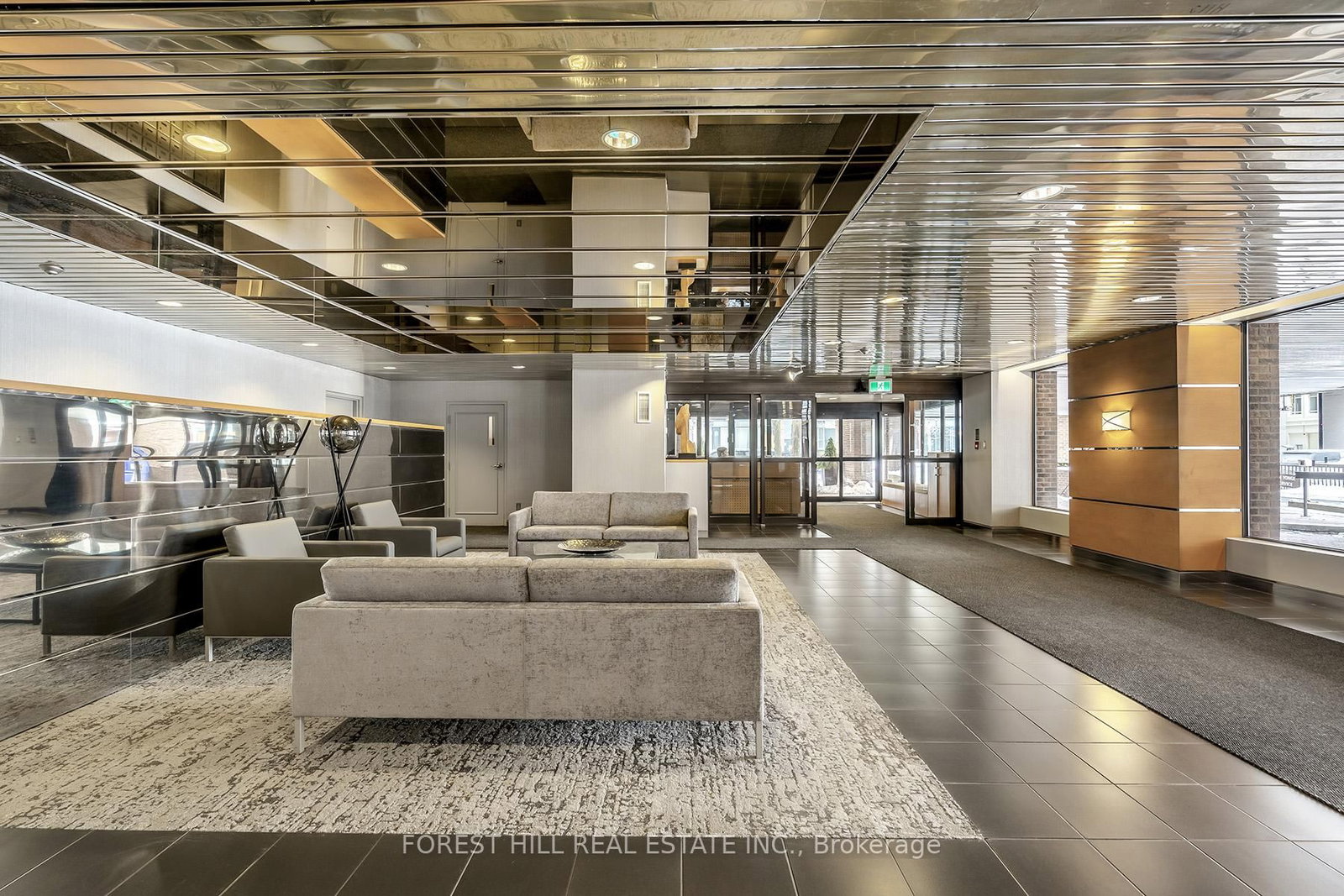 15 Mcmurrich Street • #PH01 • Toronto, ON photo 36