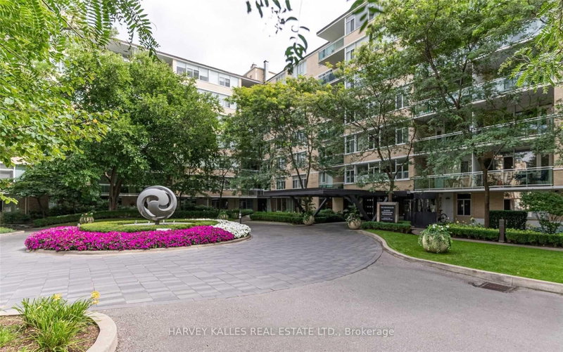 320 - 1 Benvenuto Place