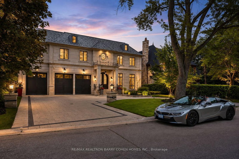 39 Arjay Crescent
