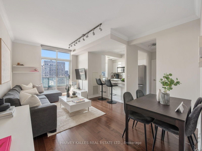 PH303 - 212 Eglinton Avenue E