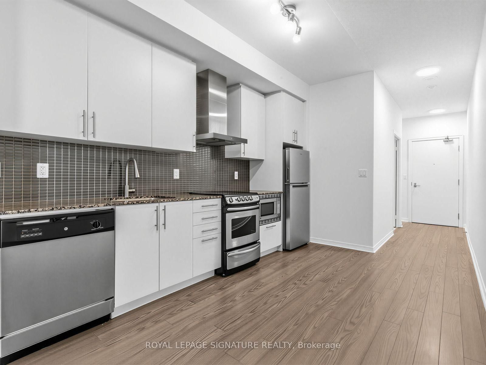 352 Front Street • #1411 • Toronto, ON photo 2