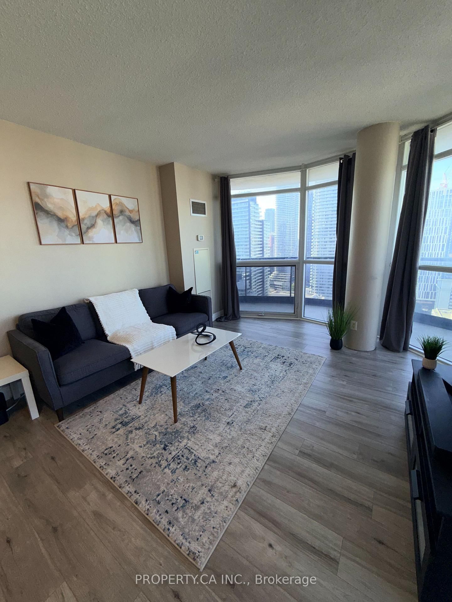 21 Carlton Street • #3405 • Toronto, ON photo 5