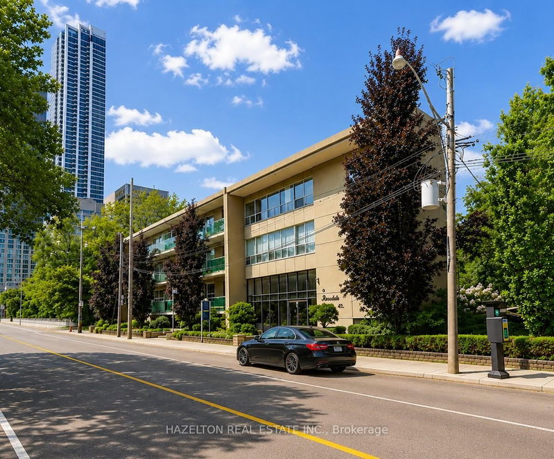 101 - 4 Sherbourne Street N