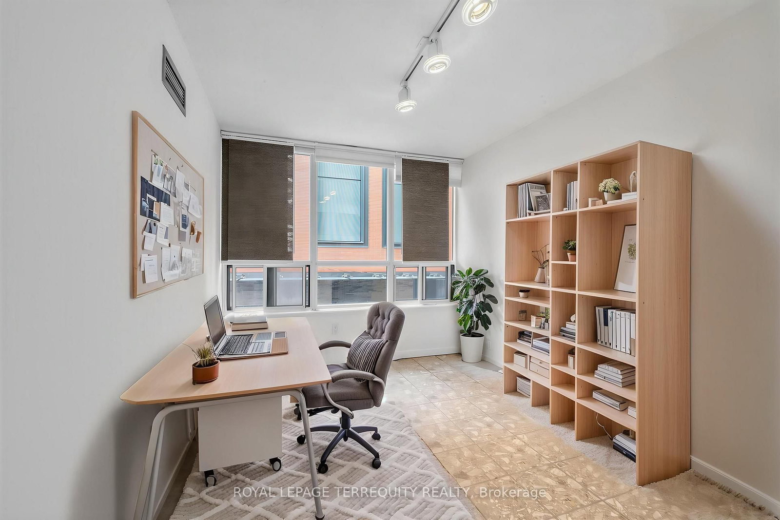 25 Maitland Street • #210 • Toronto, ON photo 15