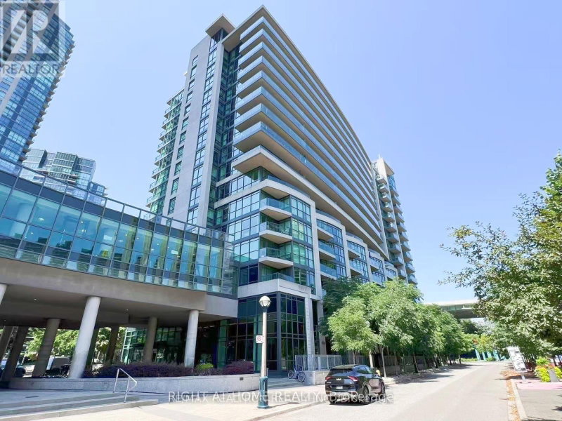 656 - 209 Fort York Boulevard S