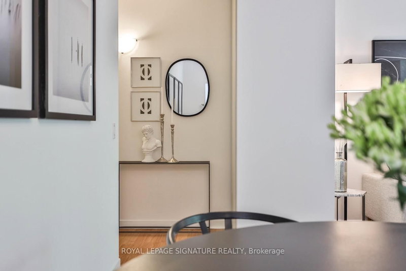 206 - 284 Bloor Street W