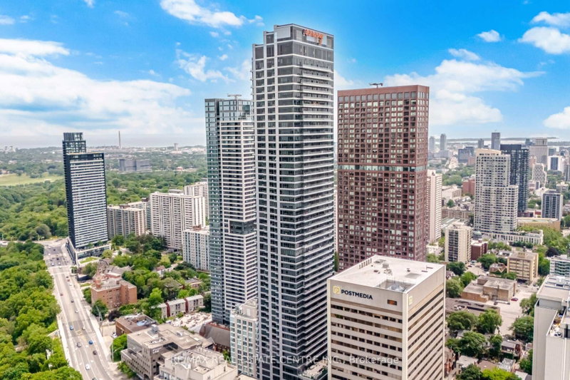 2503 - 395 Bloor Street E