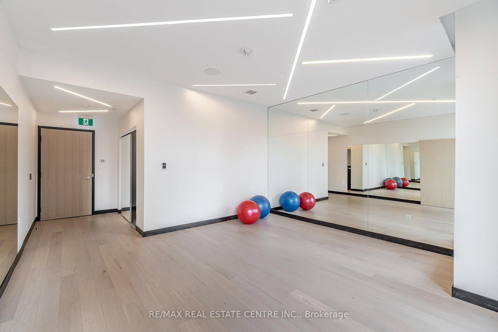 Condo for sale at 2503-395 Bloor Street, Toronto, Ontario, M4W 0B4 - North St. James Town - MLS: C13639740