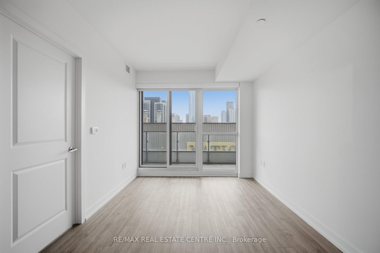 Condo for sale at 2503-395 Bloor Street, Toronto, Ontario, M4W 0B4 - North St. James Town - MLS: C13639740
