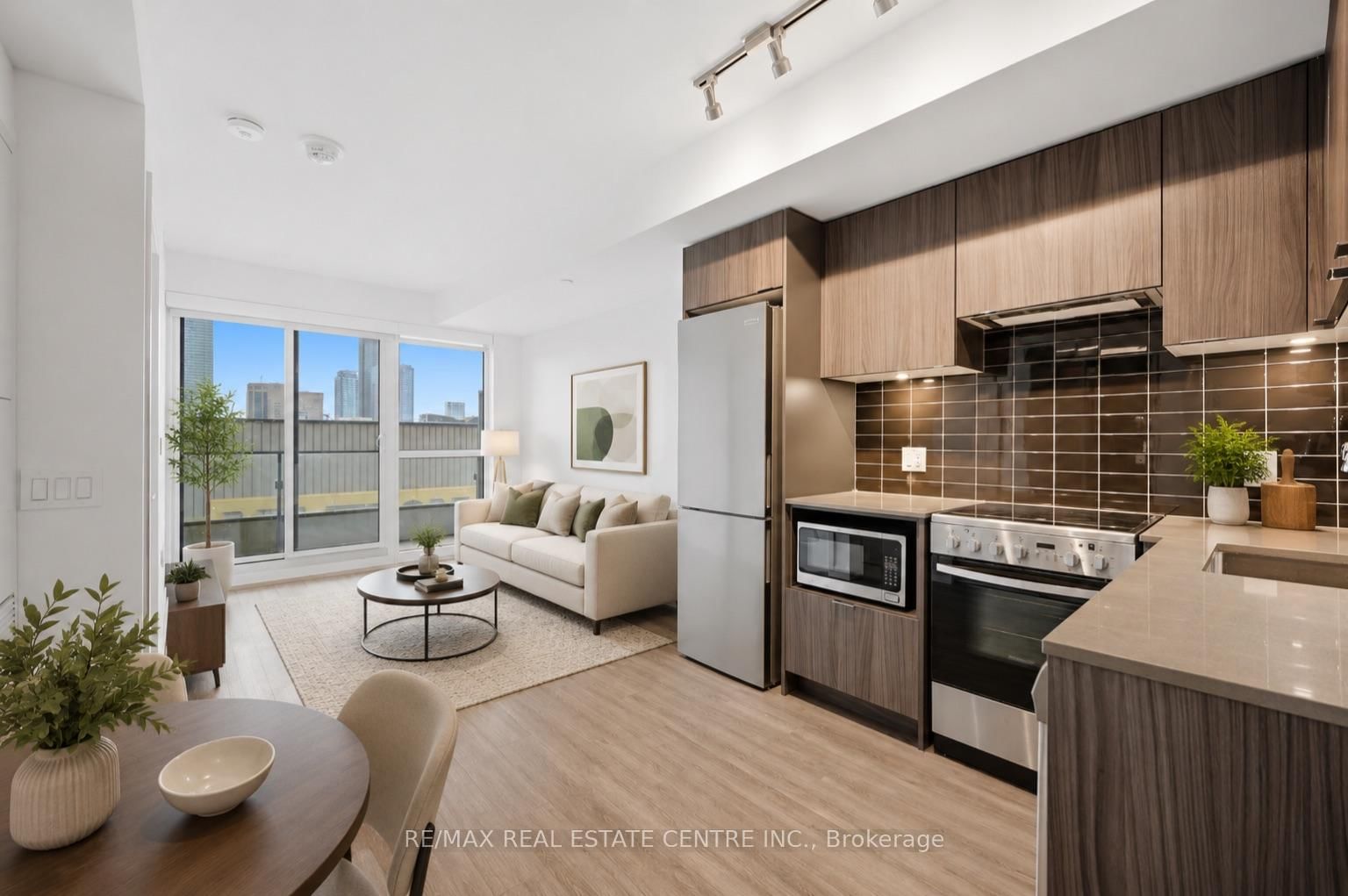Condo for sale at 2503-395 Bloor Street, Toronto, Ontario, M4W 0B4 - North St. James Town - MLS: C13639740