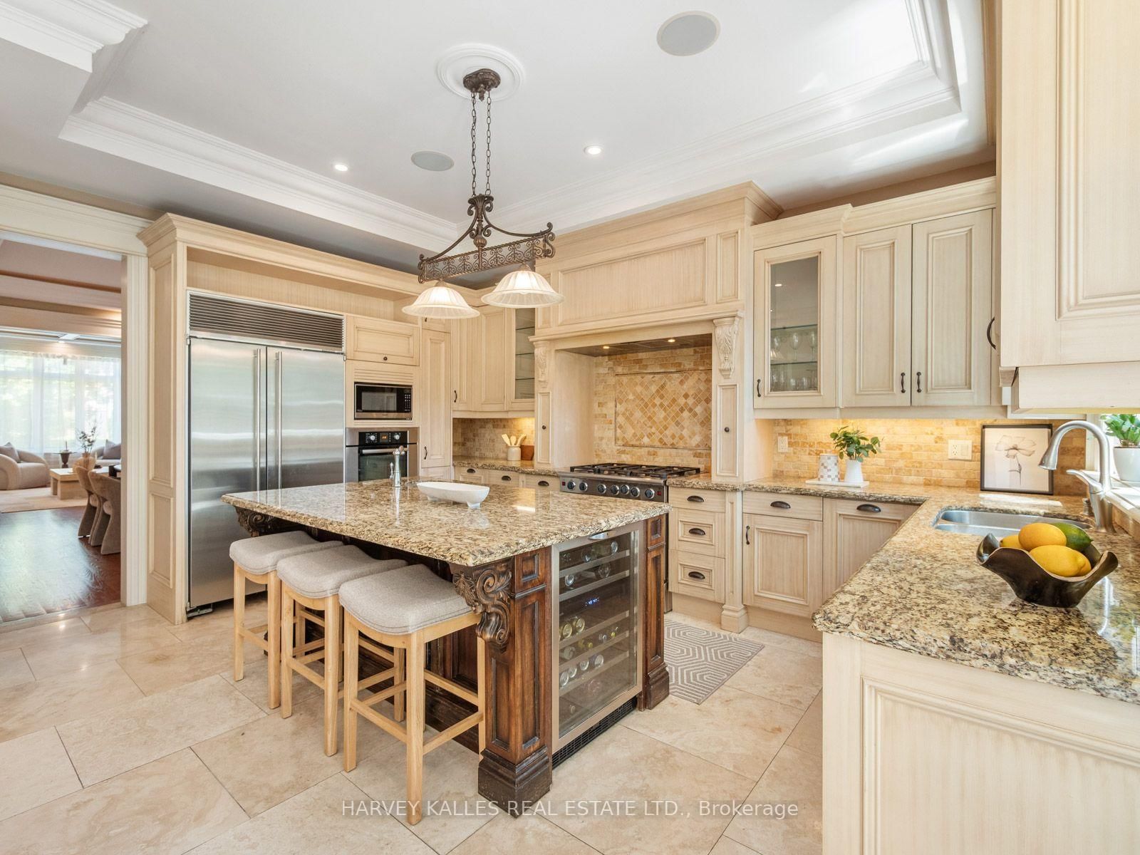 Listing Image 9