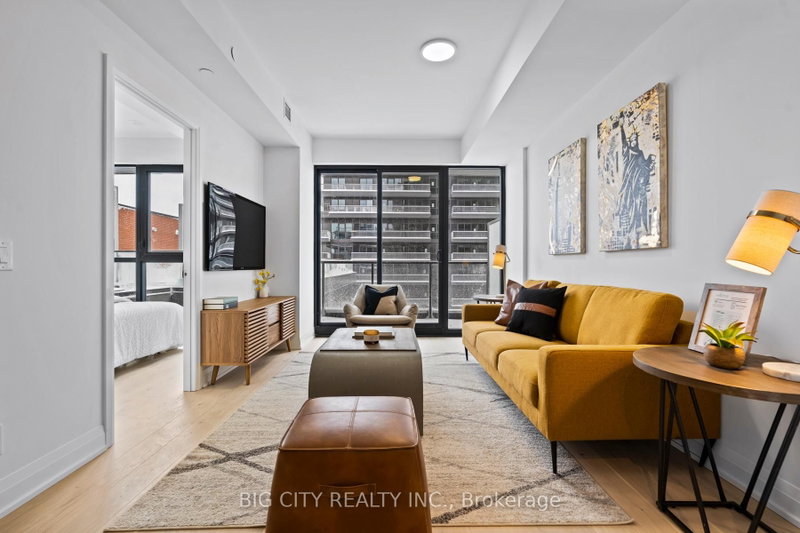 908 - 33 Frederick Todd Way