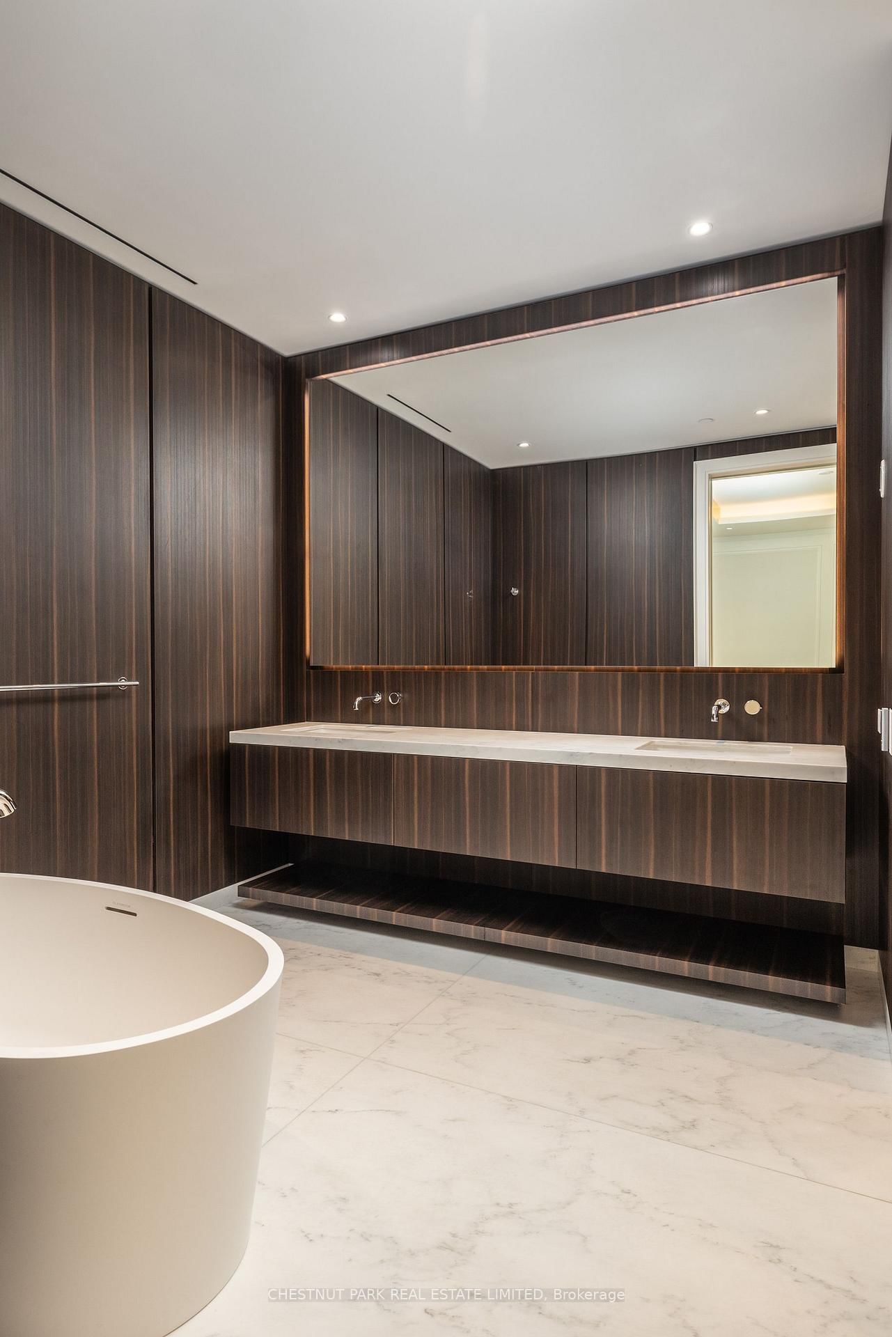 7 Dale Avenue • #205 • Toronto, ON photo 20