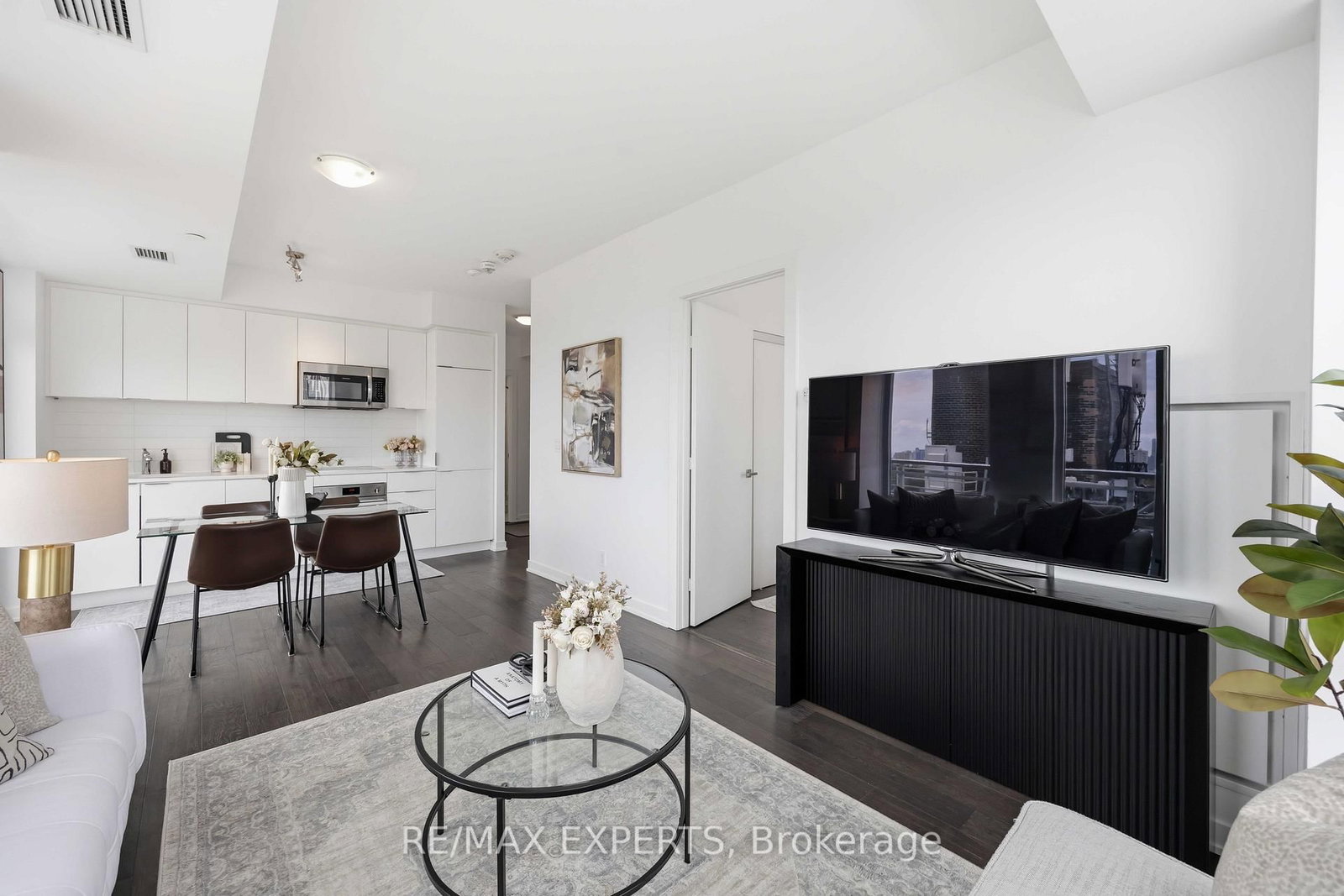 223 St Clair Avenue W • #1007 • Toronto, ON photo 10