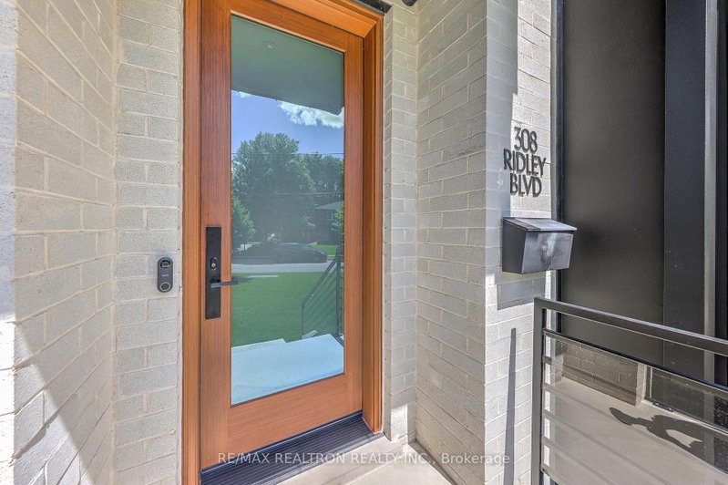 308 Ridley Boulevard