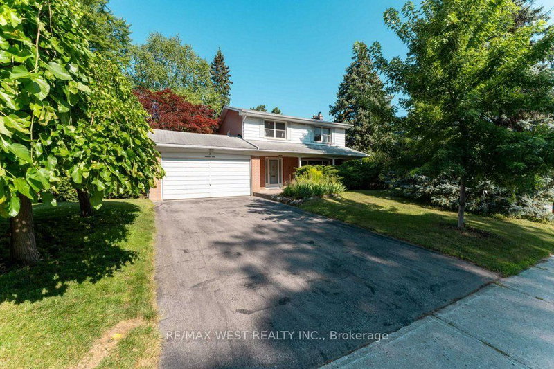 2 Robinter Drive