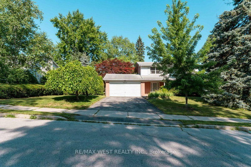 2 Robinter Drive