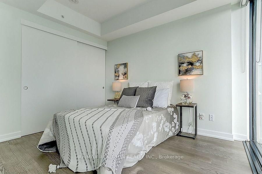 161 Roehampton Avenue • #2708 • Toronto, ON photo 11