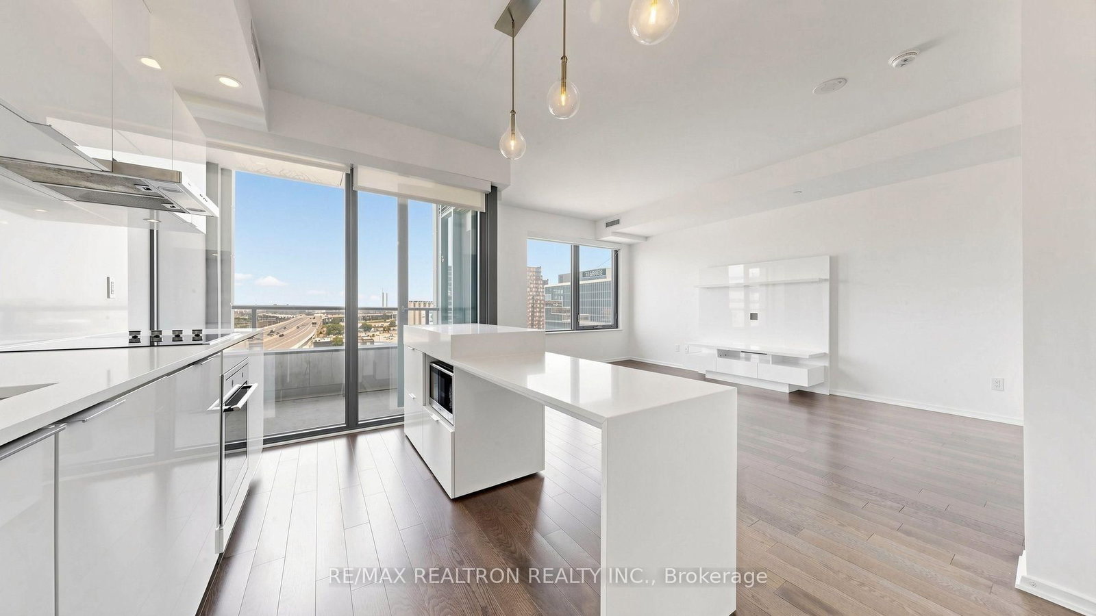 12 Bonnycastle Street • #906 • Toronto, ON photo 18