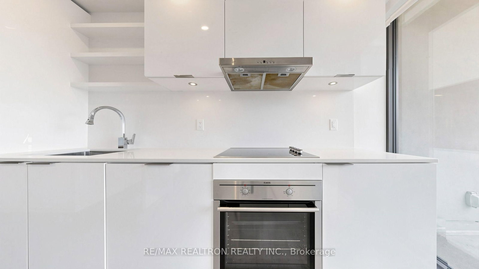 12 Bonnycastle Street • #906 • Toronto, ON photo 19