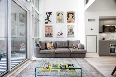 Condo leased at 302-5 Hanna Avenue, Toronto, Ontario, M6K 0B3 - Niagara - MLS: C13641032