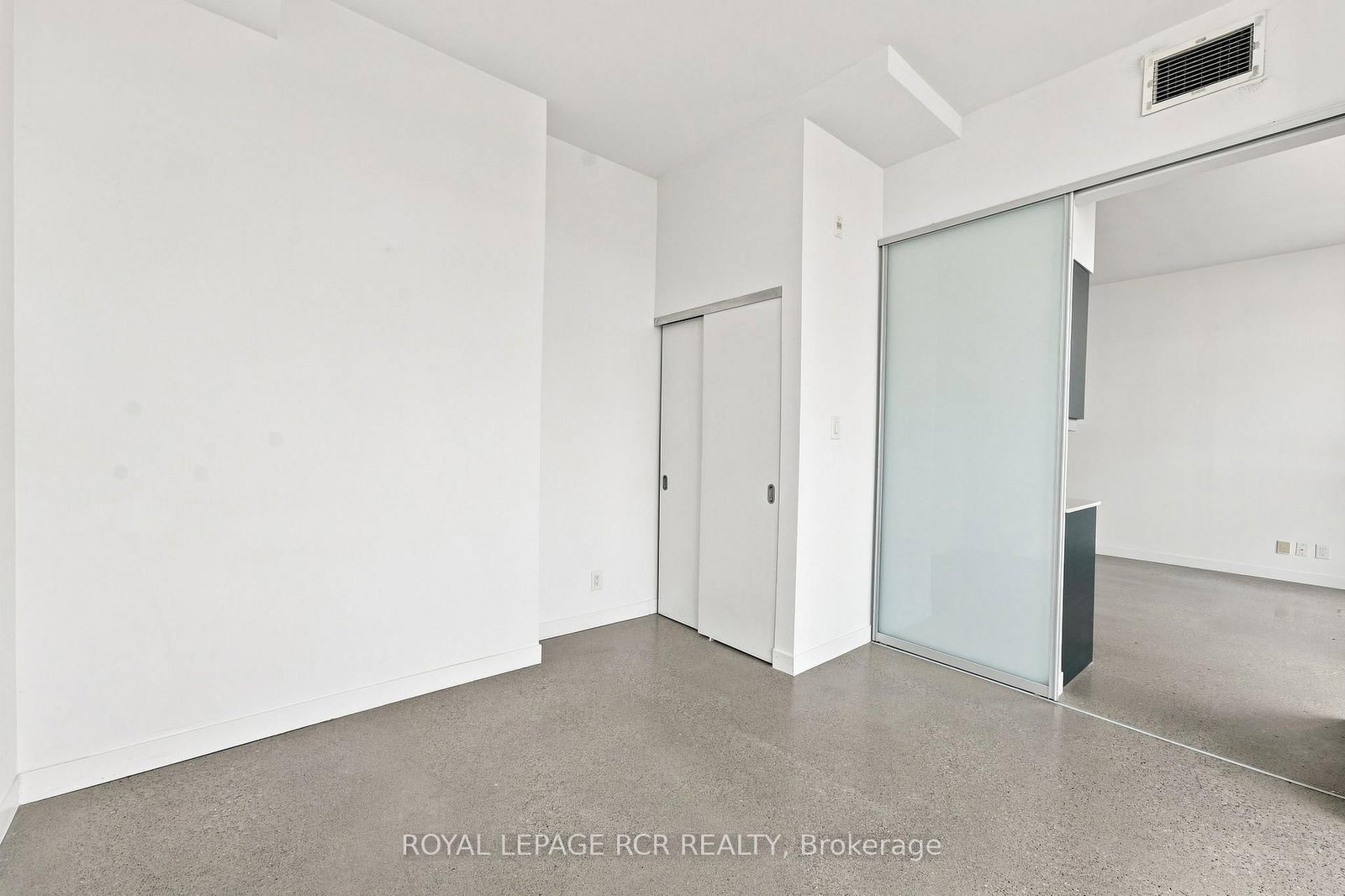 510 King Street E • #804 • Toronto, ON photo 16